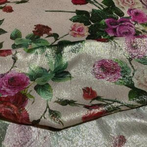 Italian Alta Moda Silk Lurex Jacquard fabric with bright roses all over on the powder pink relief background.Limited Quantity/260*150cm