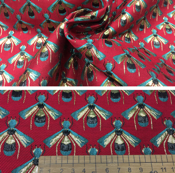 Gucci jacquard woven fabric with gold yarn and bees pattern